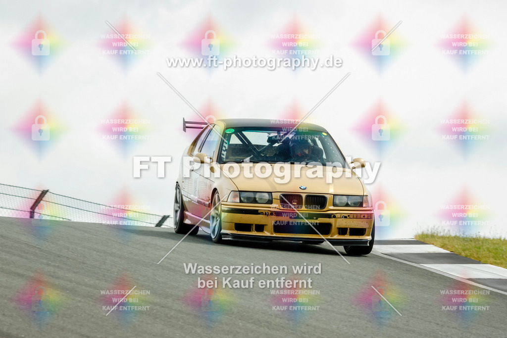 _GTS5525 | Hier findet Ihr Bilder von Touristenfahrten auf der Nürburgring Nordschleife oder von anderen Veranstaltungen die ich besucht habe. Viel Spass beim Durch Schauen 
