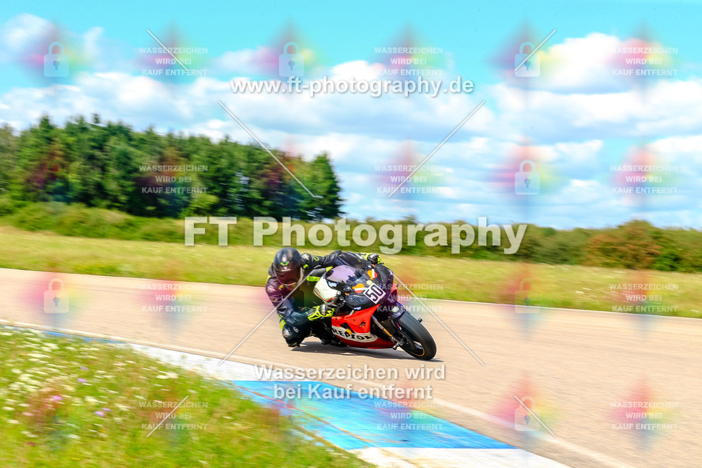 050-6507 | Hier findet Ihr Bilder von Touristenfahrten auf der Nürburgring Nordschleife oder von anderen Veranstaltungen die ich besucht habe. Viel Spass beim Durch Schauen 