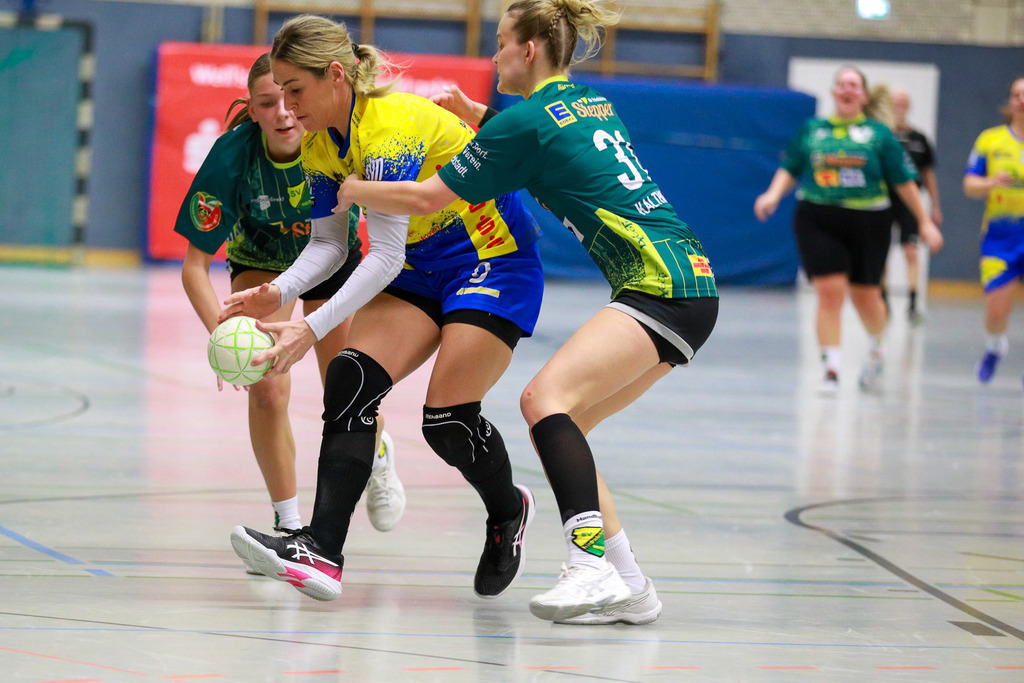 SVN_ SVFriedrichsfeld_141224_049 | Bildergalerie von Sport-Ereignissen aber auch von weiteren spannenden Dingen - nicht nur vom Niederrhein. In Anlehnung an den bekannten Spruch von Hanns Dieter Hüsch heißt das Motto: "Niederrhein ist überall".  - Realisiert mit Pictrs.com