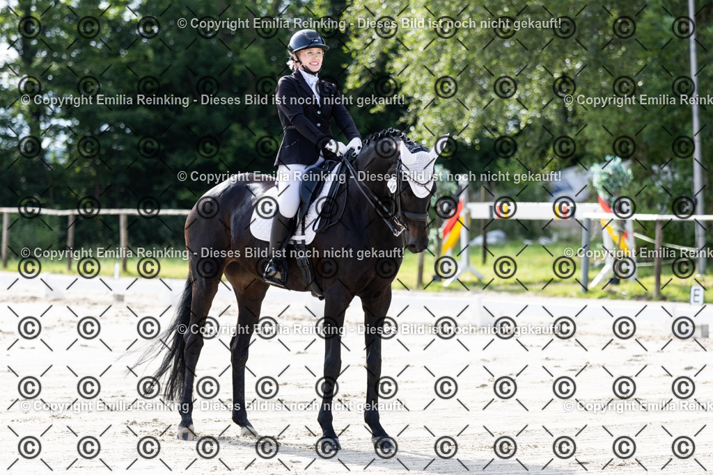 CL5A5493 | Emilia Reinking Fotografie - Realisiert mit Pictrs.com