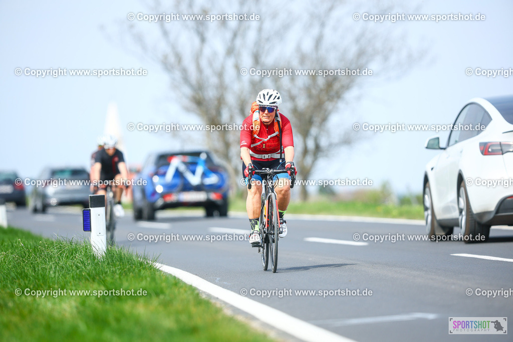373_TRA57518 | Neusiedlersee Radmarathon 2026@sportshot_your_pictrs #yourpictures#roadtowm2029 #nrm #neusiedlerseeradmarathon #neusiedlersee #neusiedlerseetourismus #burgenland #mörbisch #nrm26 #burgenlandtourismus #voglundco #poweredbyburgenlandtourismus #radsport #rad #marathon #ucigranfondo #visitburgenland #ucigranfondoworldseries