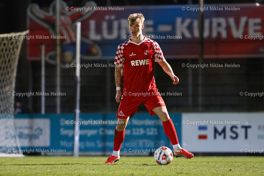 NH_FCEintrachtNorderstedt_1FCPhoenikLuebeck_RegionalligaNord_01042026 | #3 Endrik Jaschan (FC Eintracht Norderstedt)Fußball I Herren I Regionalliga Nord I Saison 2025-2026 I 20. Spieltag I FC Eintracht Norderstedt - 1. FC Phönix Lübeck I 01.04.2026 I Edmund-Plambeck-Stadion