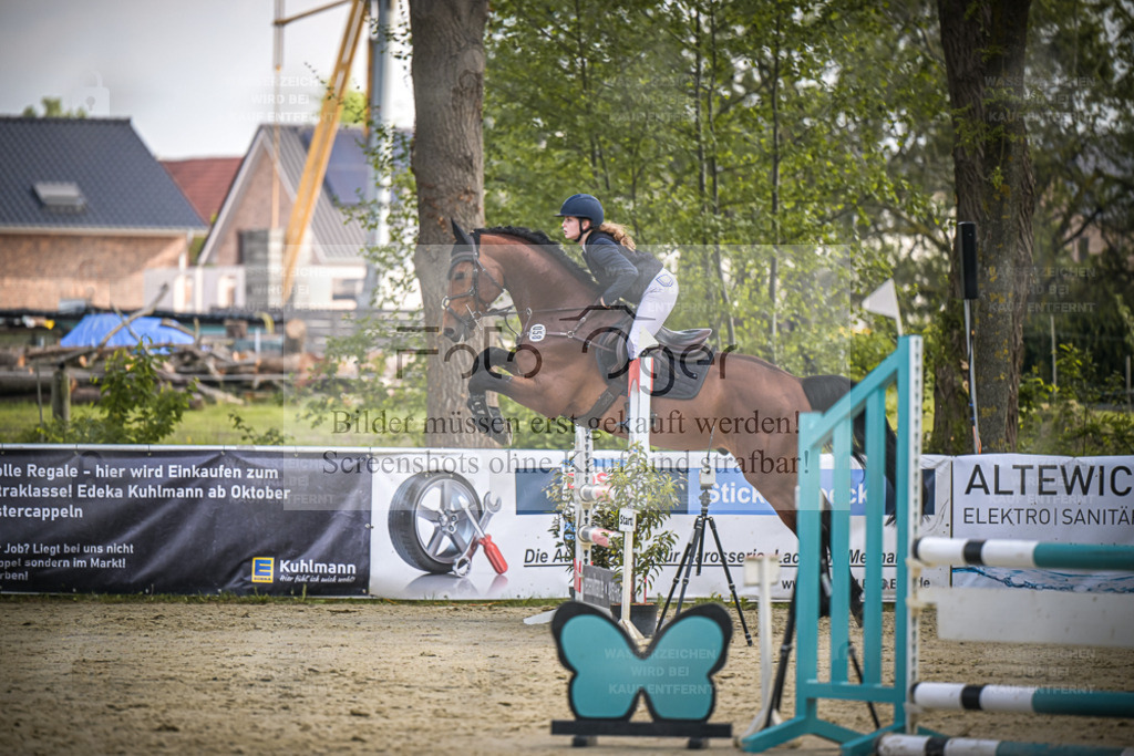 DOS_4618 | Entdecke hochwertige Reitturnierfotos von Foto Oger. Professionell, emotional und authentisch – jetzt Lieblingsmomente im Shop bestellen. - Realisiert mit Pictrs.com