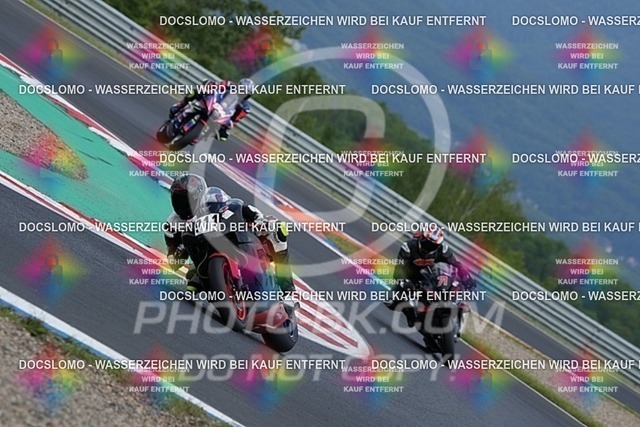 2025_05_23_PBK_16971 | Sportfotografie; SlowMotion; Video; Rennstrecke; Hafeneger; Speer; Racing; RSE; BMW; CBO; Trackday; Motorsportarena; Hockenheimring; Brno; Most; Barcelona; Valencia