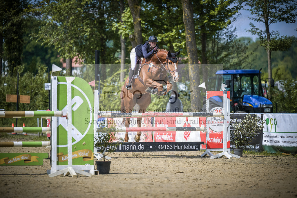 DOS_8539 | Entdecke hochwertige Reitturnierfotos von Foto Oger. Professionell, emotional und authentisch – jetzt Lieblingsmomente im Shop bestellen.Deutschlandweite Turnierfotografie. - Realisiert mit Pictrs.com