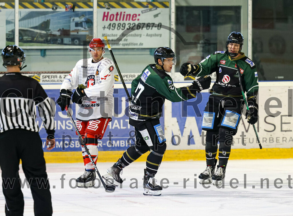 2022-09-25_061_TSV_Erding_gegen_EHC_Klostersee | Erding, Deutschland, 25.09.2022:
Eishockey, Bayernliga 2022 / 2023, Testspiel, TSV Erding gegen EHC Klostersee, Endergebnis: 8:2

Foto: Christian Riedel / fotografie-riedel.net