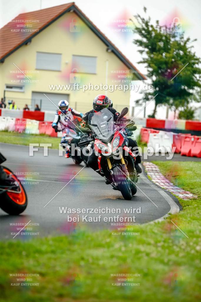 VBK-3767 | Hier findet Ihr Bilder von Touristenfahrten auf der Nürburgring Nordschleife oder von anderen Veranstaltungen die ich besucht habe. Viel Spass beim Durch Schauen 