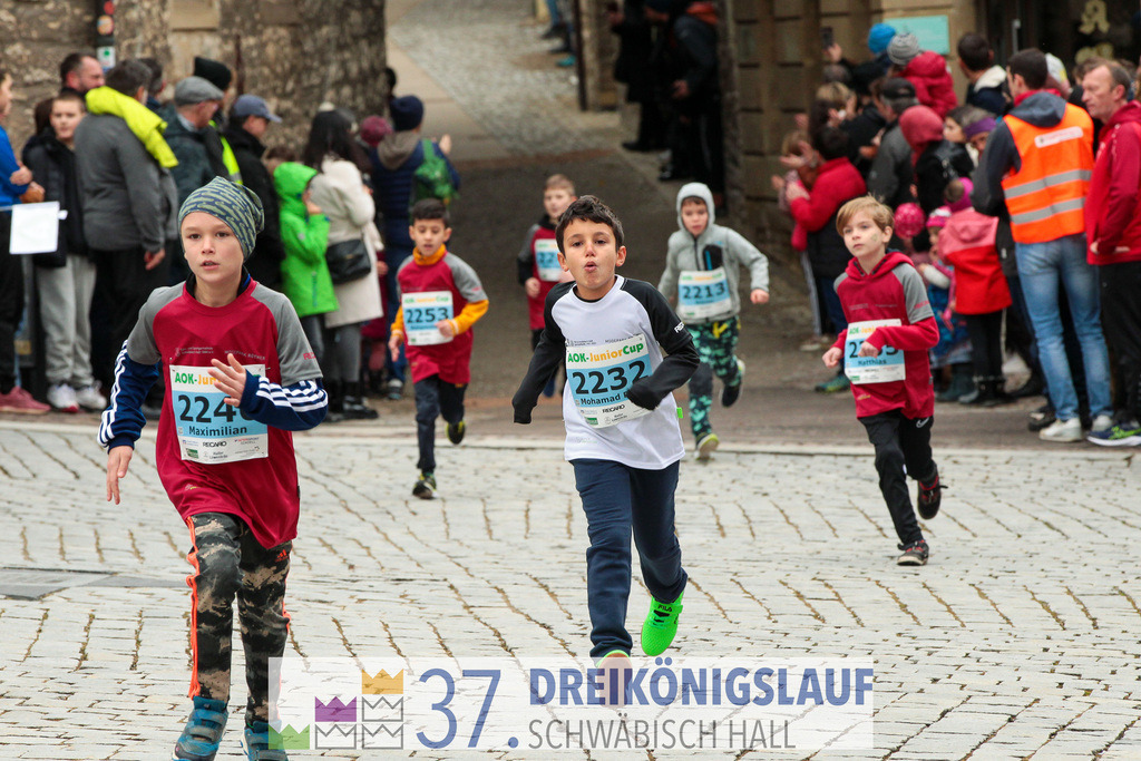 AOK JuniorCup 400m | 3Koenigslauf 2023 - Realisiert mit Pictrs.com