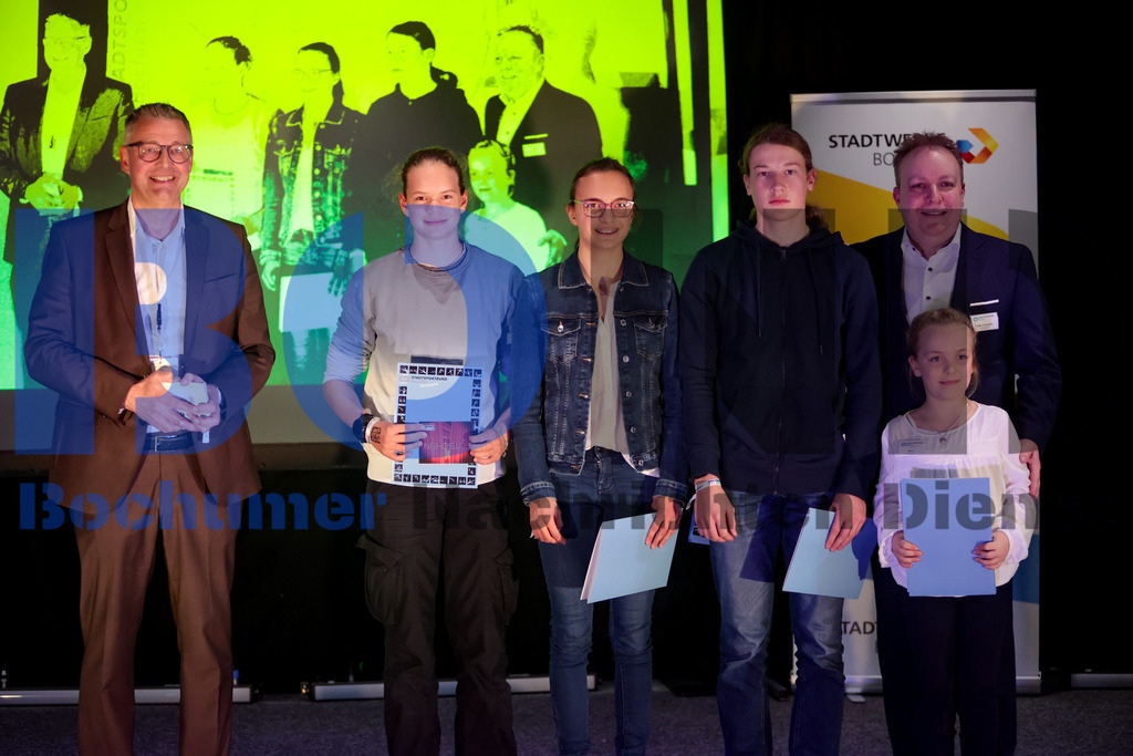 SEB_BOCSPO120240313-19 | bond - Realisiert mit Pictrs.com