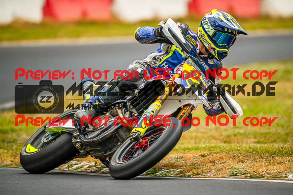 MaZZes_FotoMatrix_230701_1721 | S1