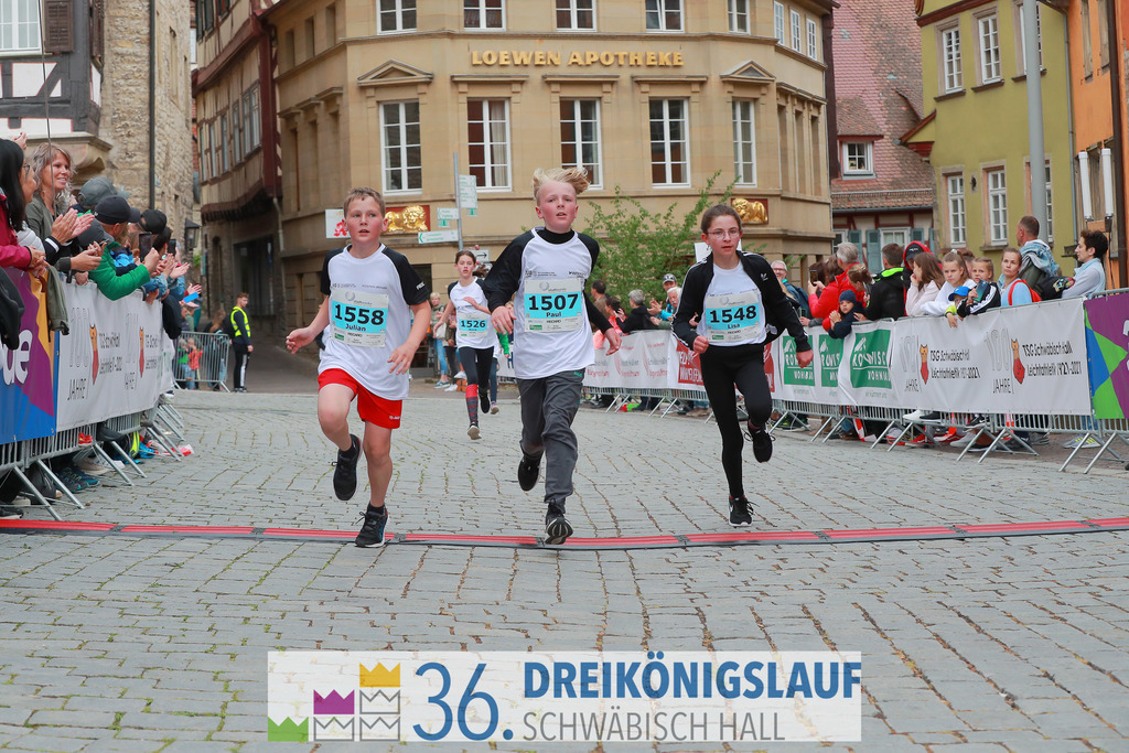 Stadtwerke Schüler und Jugendlauf 1,7km | 3koenigslauf 2022 Stadtwerke Schüler und Jugenlauf 1,7km - Realisiert mit Pictrs.com