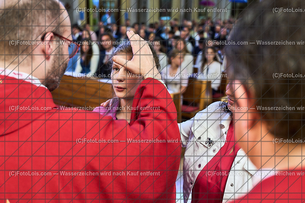 ALP0770_PfarrFirmung Wieselburg_Firmvorgang | (C)FotoLois.com, Alois Spandl, Firmung in der Pfarrkirche Wieselburg mit Generalvikar Dr. Christoph Weiss, Dechant Pfarrer Daniel Kostrzycki und Monignore Franz Dammerer, Sa 15. Juni 2024.