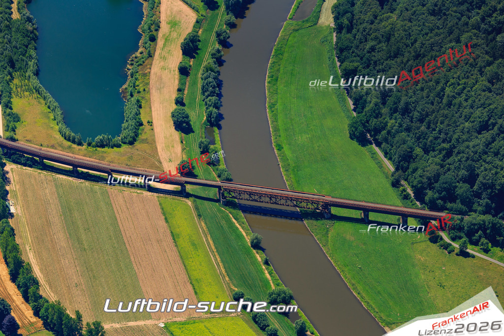 aktuelles Luftbild von  Meinbrexen - Luftaufnahme wurde 2018 von https://frankenair.de mittels Flugzeug (keine Drohne) erstellt.