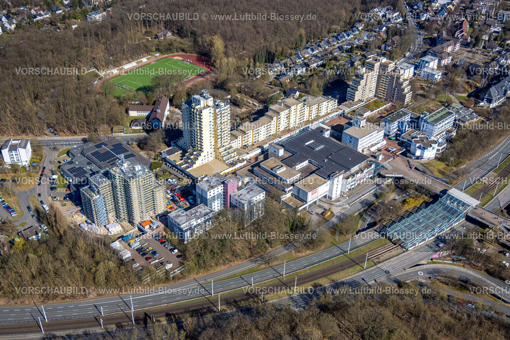 Bochum250301216 | Luftbild, Unicenter Hochhaus der RUB Ruhr-Universität Bochum, Baustelle mit Baugerüst am Unicenter, Querenburg, Bochum, Ruhrgebiet, Nordrhein-Westfalen, Deutschland