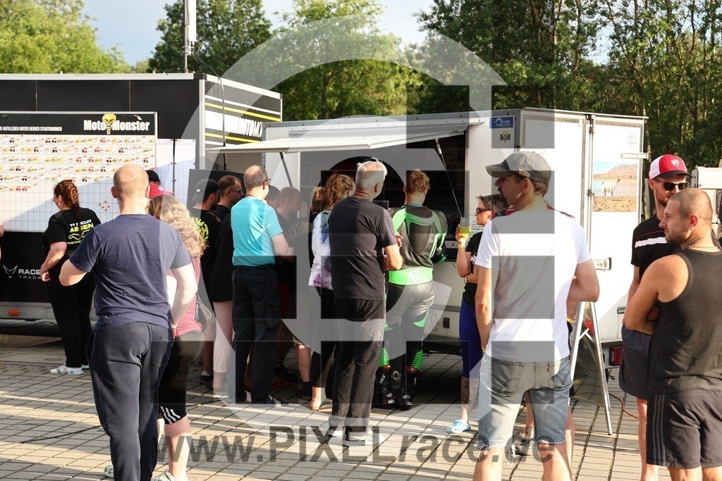 social-20240604_36843 | Schöne Erinnerungen an spannende Momente - das festzuhalten ist unser Job. PIXELrace.de ist seit 2003 auf den Rennstrecken Europas unterwegs um die Action draußen beim Fahren und die wunderbare Stimmung imm Fahrerlager für euch einzufangen.
