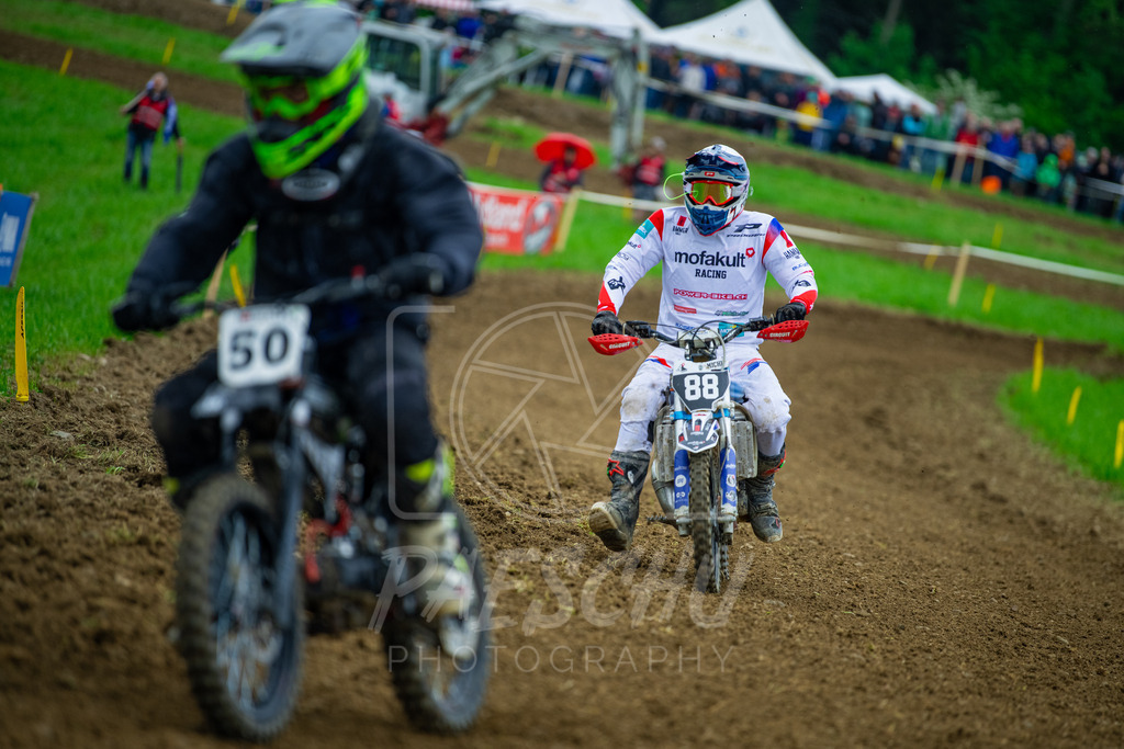 Mo (187) | Paeschuphoto Shop - Wer nicht sucht der auch nicht findet.Ob Motocrossbilder oder von einem besuchtem Spiel, Hauptsache Action. - Realisiert mit Pictrs.com