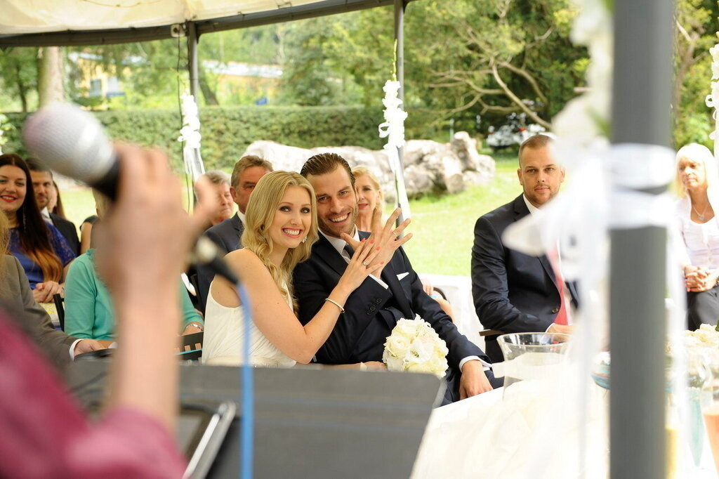 Hochzeit_Trauung_038 | Mein Name ist Arkadius. Ich fotografiere Ihre Hochzeit in Frankfurt und im Umkreis von 200 km. Als Fotograf bin ich noch bekannt im Bereich Business- und Modefotografie.