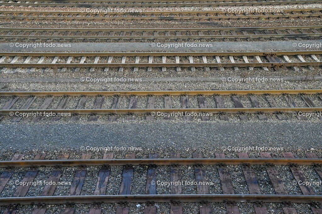 Baufortschritt Ausbau Weststrecke_ ÖBB_ 07.12.2022-8 | 07.12.2022, ÖBB Weststrecke , AUT, Besichtigung Ausbau Weststrecke 4 gleisig, im Bild Westbahnstrecke im Bereich Franckstrasse, Schienen, Gleise, Feature, Symbolbild