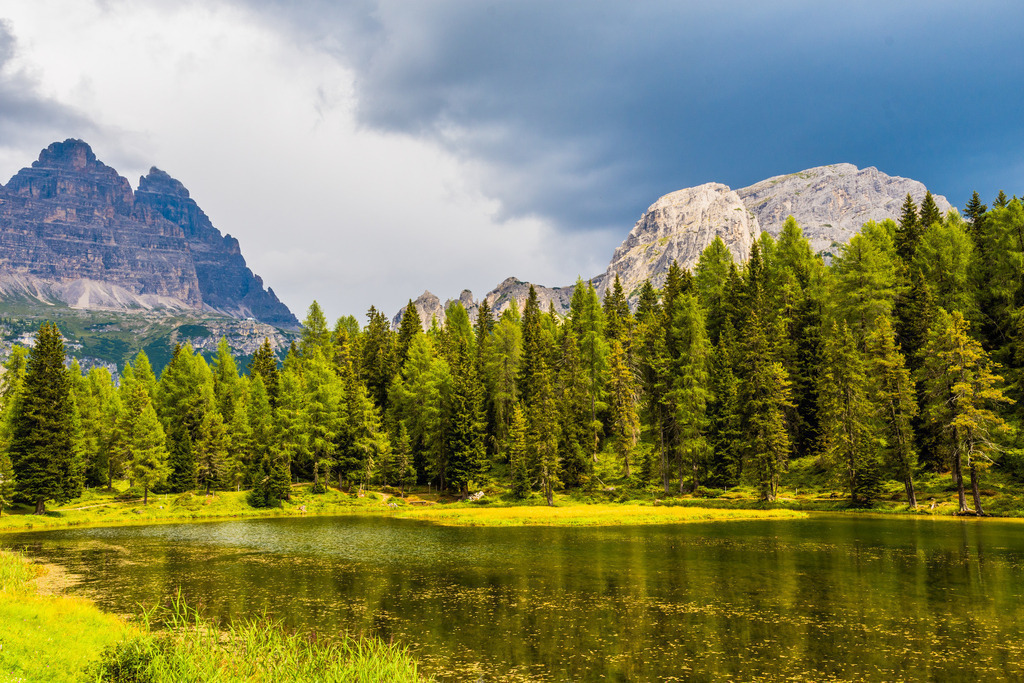 Lago di Attorno | Kleiner See unterhalb der Dreizinnen - Realisiert mit Pictrs.com