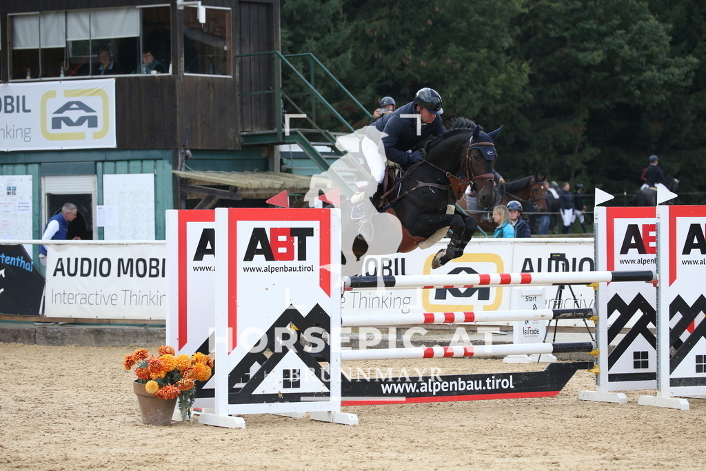 DL2Q4955 | Willkommen bei Brunnmayr - Design & Fotografie – Ihrem Spezialisten für Reitturniere und Pferdeveranstaltungen in Oberösterreich, Salzburg und Bayern! Seit über 17 Jahren sind wir leidenschaftlich dabei.