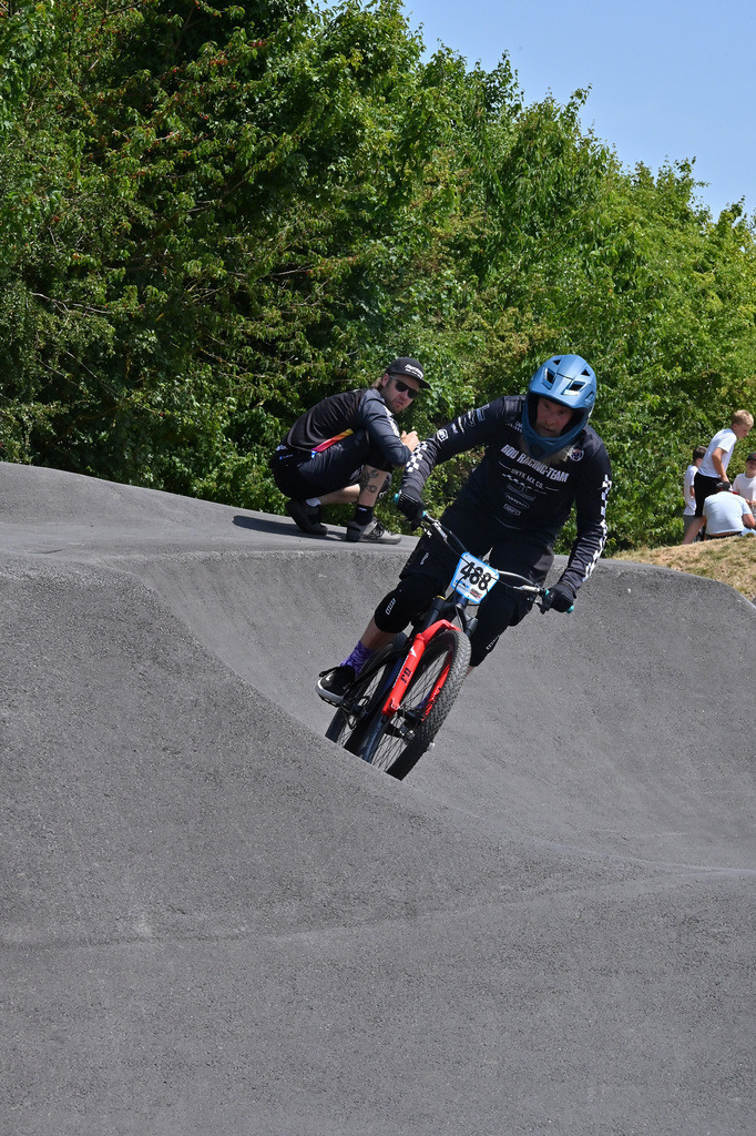 DSC_6827-cam-florian | German Pumptrack Series - Realisiert mit Pictrs.com
