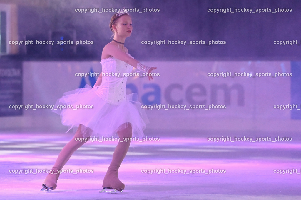 Eishallen Eröffnung Eberstein | Eishallen Eröffnung Eberstein, Eishallen Eröffnung Eberstein am 07.12.2024 in Eberstein (Halle Eberstein), Austria, (Photo by Bernd Stefan)