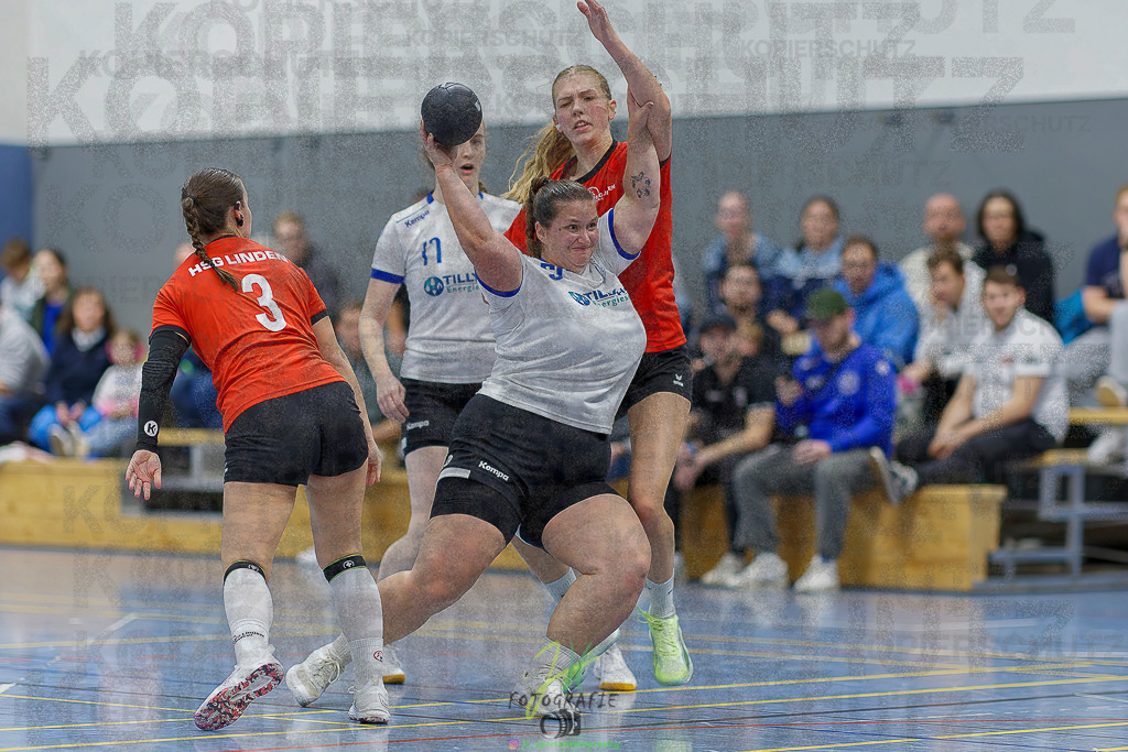 Frauen 2. Bezirksklasse; SG Rechtenbach - HSG Linden II | Frauen 2. Bezirksklasse; SG Rechtenbach - HSG Linden II am 16.11.2025 in Rechtenbach (Sporthalle Rechtenbach)Photo © 2025 - Jörg Heinrich - Realisiert mit Pictrs.com
