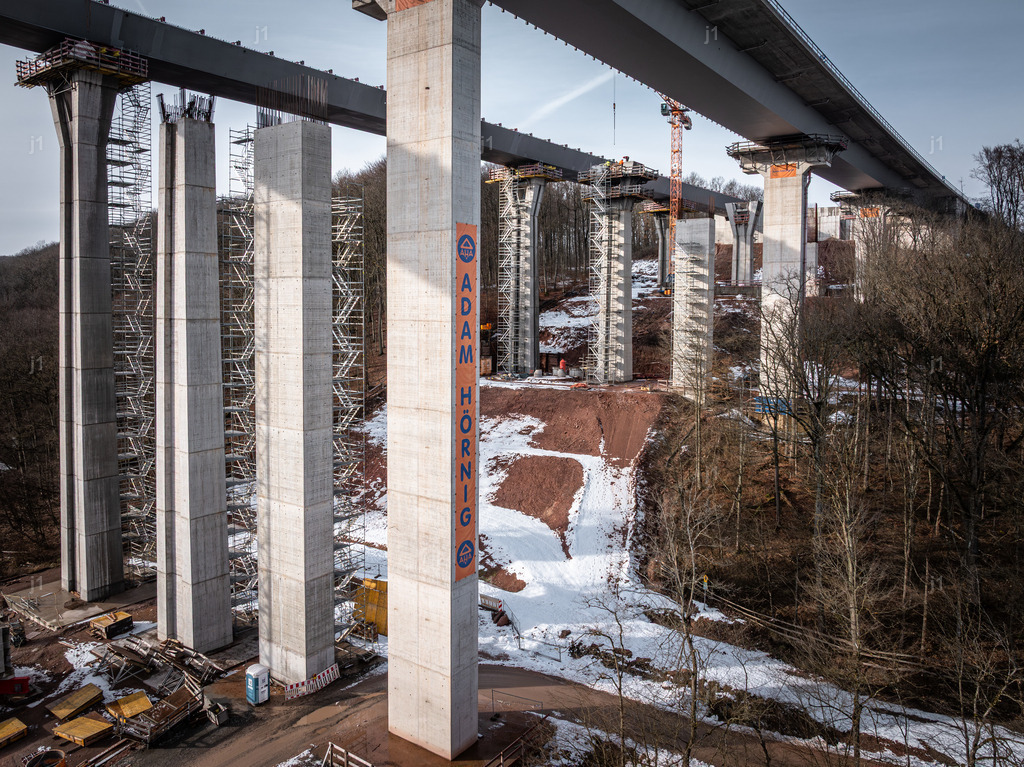 2026-02-04_Oberthulba_131 | Luftbild, Drohne, Multicopter, Bayern, Luftbilder, Luftbildshop, Jan R. Schäfer, aerialphotography, Abzüge, Luftaufnahmen, J1-Luftbild, J1-Fotografie und Luftbildservice, Würzburg, fineart, Abzüge, Drucke, Glasdruck - Realisiert mit Pictrs.com