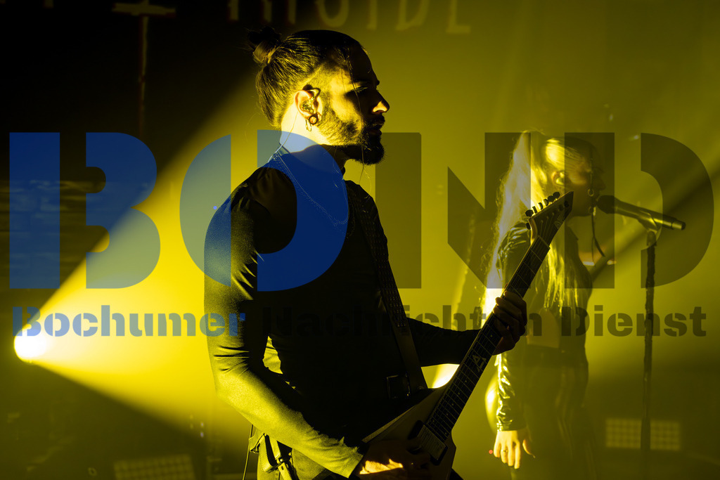 SES_ENEINS20250227-14 | bond - Realisiert mit Pictrs.com