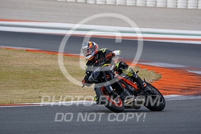 2023_02_26_PBK_33843 | Sportfotografie; SlowMotion; Video; Rennstrecke; Hafeneger; Speer; Racing; RSE; BMW; CBO; Trackday; Motorsportarena; Hockenheimring; Brno; Most; Barcelona; Valencia