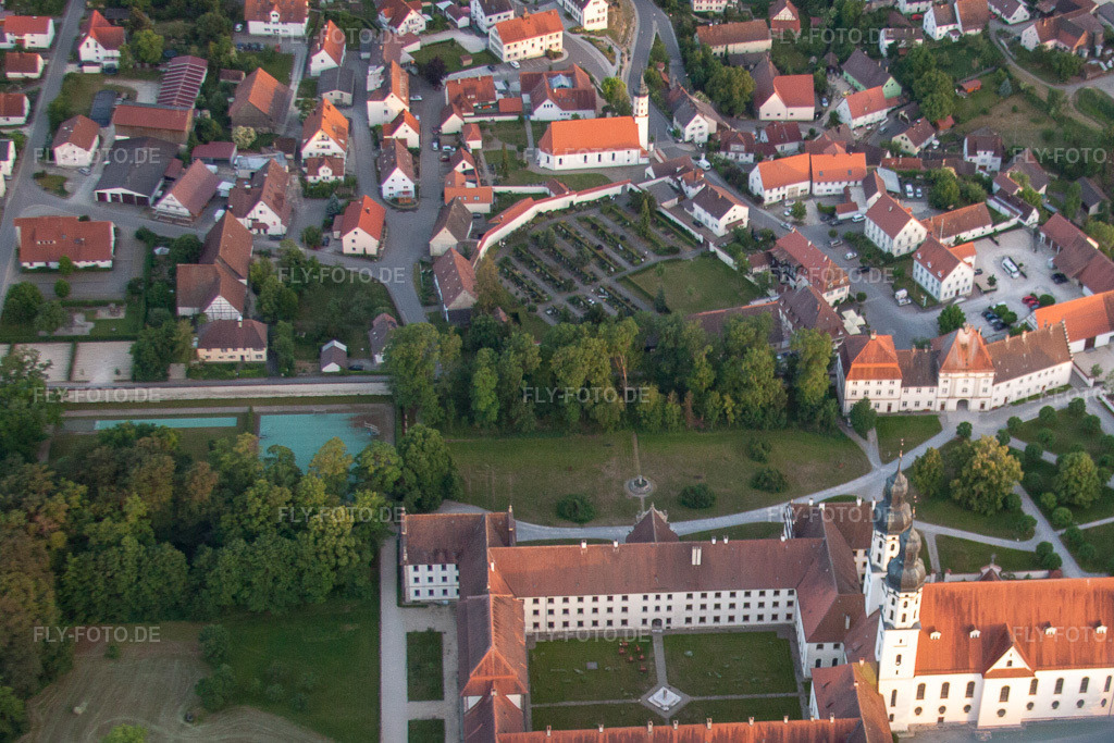 Luftbild: Kloster in Obermarchtal im Bundesland Baden-Württemberg in Deutschland. Foto: IMG_67562.jpg vom 08.06.2014 durch Werner Riehm/FLY-FOTO.de