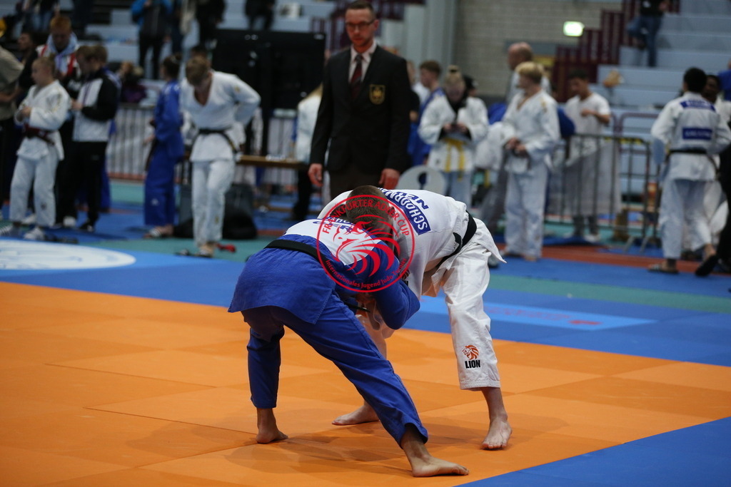 AT3Y2319 | Fotos vom Adler Cup - Pictures from Adler Cup

Hier findet Ihr alle Eindrücke und großen Momente der Adler Cup Wochenenden. Here you will find all impressions and great moments of the Adler Cup weekends. - Realisiert mit Pictrs.com