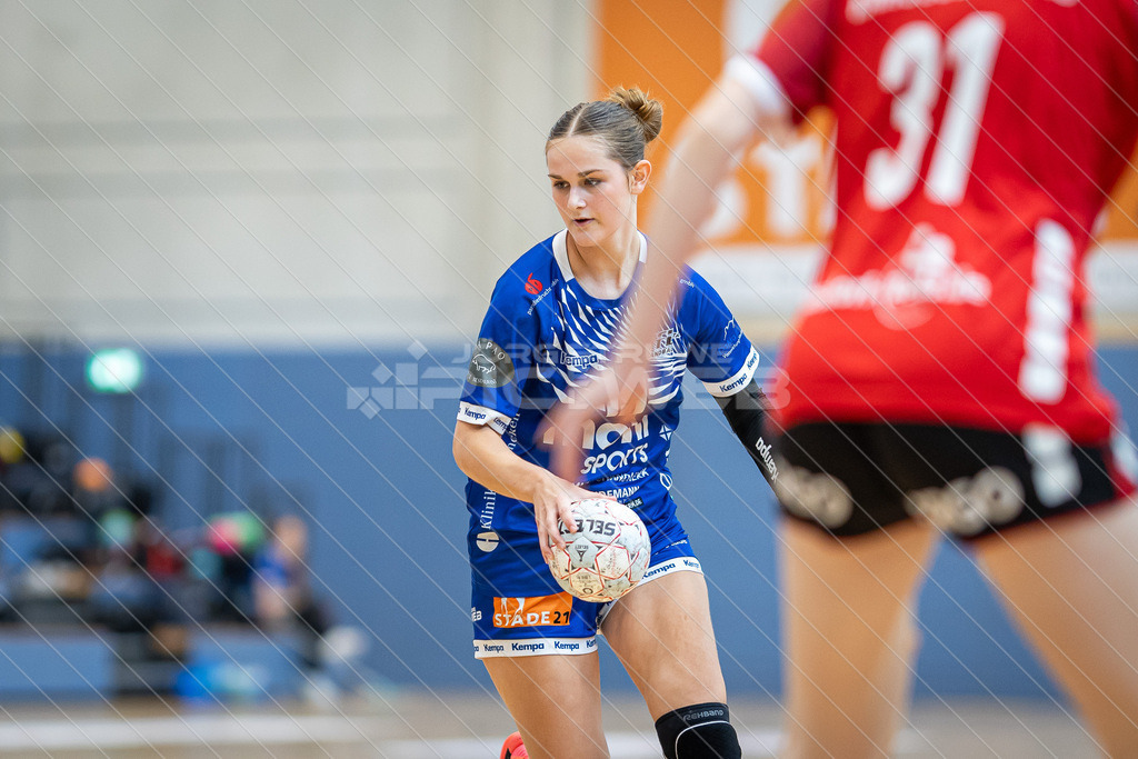20250914_Picselweb-Fotografie_2R3_2749 | Inja Motzkus (19, HSG Stade-Fredenbeck) - Realisiert mit Pictrs.com