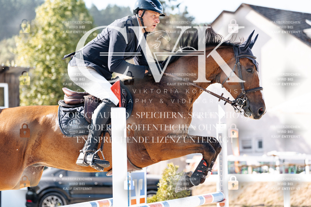 CK904730 | Turnierfotografie Pferdefotografie Trier Rheinland-Pfalz Pferdesport Reitsport Tierfotografie Sportfotografie Pferdevideo Pferdevideografie Equestrianvideography equestrianphotography  - Realisiert mit Pictrs.com