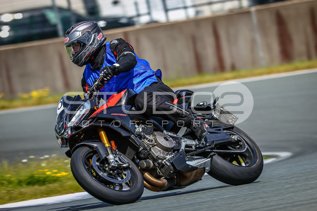 0010-260606BB-014_10 | Deine Full-Service-Agentur für ✔️Videoproduktionen und ✔️Motorsportfotografie Jetzt Angebot anfragen!