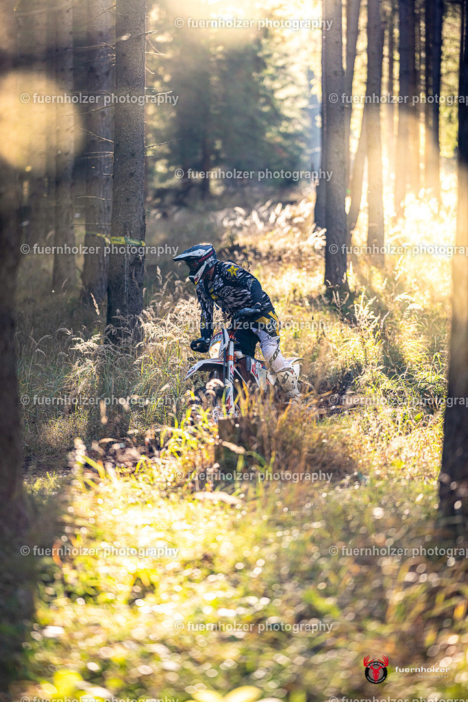 fuernholzer_251026-C2-22 | Fotografische Impressionen von der Red Stag Enduro Extreme by fuernholzer-photography.com. Endurosport in Österreich fotografisch festgehalten von fuernholzer. Auftragsfotografie für Private, Gewerbefotos und Industriefotografie. Eventfotografie, Sportfotografie und Motorsportfotografie. Anbieter von Fotoworkshops, Fototraining, fotografischen Vorträgen und Fotoseminaren.