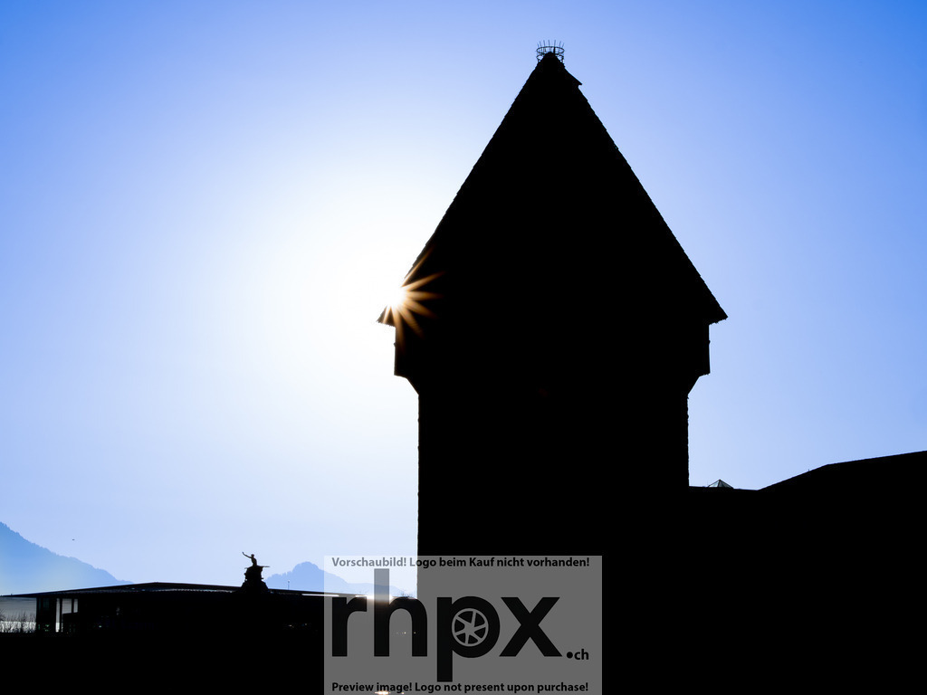 Morgenstimmung Luzern | Stimmungsvolle Fotokunst aus Luzern. Erlebe den Pilatus, den See und die Stadt Luzern in exklusiven Aufnahmen in der Fotogalerie & Shop. - Realisiert mit Pictrs.com