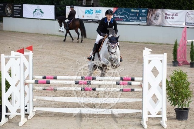 2B4A2080 | pixelfaenger - Realisiert mit Pictrs.com