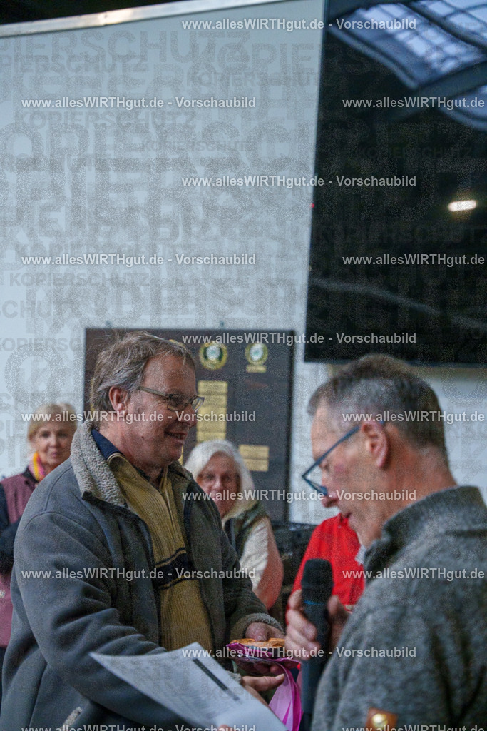 7R506597 | Professionelle Tierfotografie in Mönchengladbach von Daniel Wirth (allesWIRTHgut). Liebevolle & natürliche Bilder von Hunden & Katzen für unvergessliche Erinnerungen.