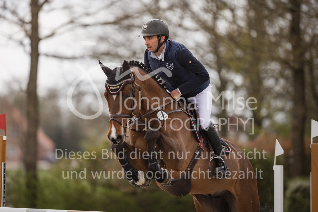 230426_HofSosath_2Ph-L-Spr-884 | Deine schönsten Turniermomente als professionelle Fotos! Entdecke hochwertige Pferdesport-Fotografie im Online-Shop. Jetzt Fotos finden & bestellen!