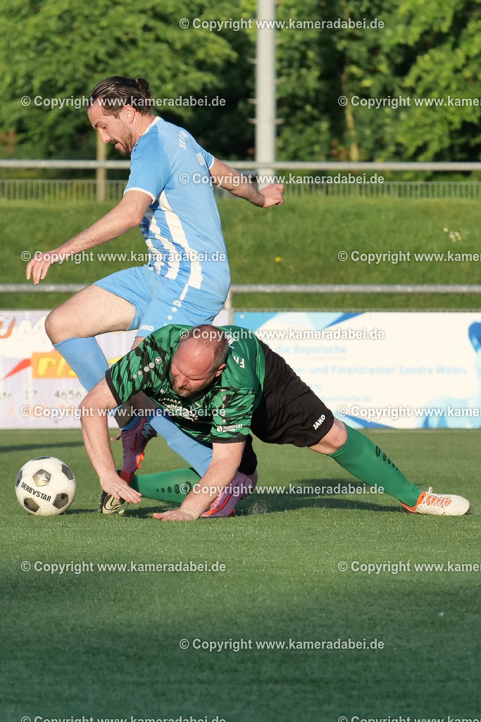 Fußball Kreispokal 25/26 Ü 32 : Spiel um Platz 3 : SV 08/29 Friedrichsfeld - SV Ringenberg AH  2 : 1 | Fußball Kreispokal 25/26 Ü 32 : Spiel um Platz 3 : SV 08/29 Friedrichsfeld - SV Ringenberg AH  2 : 1Spielort : Voerde Friedrichsfeld - Realisiert mit Pictrs.com