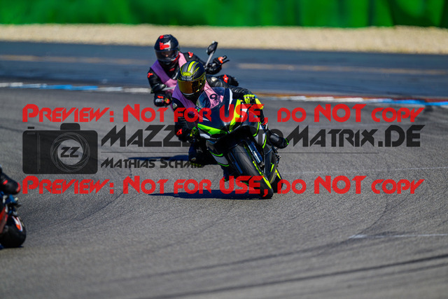 MaZZes_FotoMatrix_240520_6007705_9369 | INST