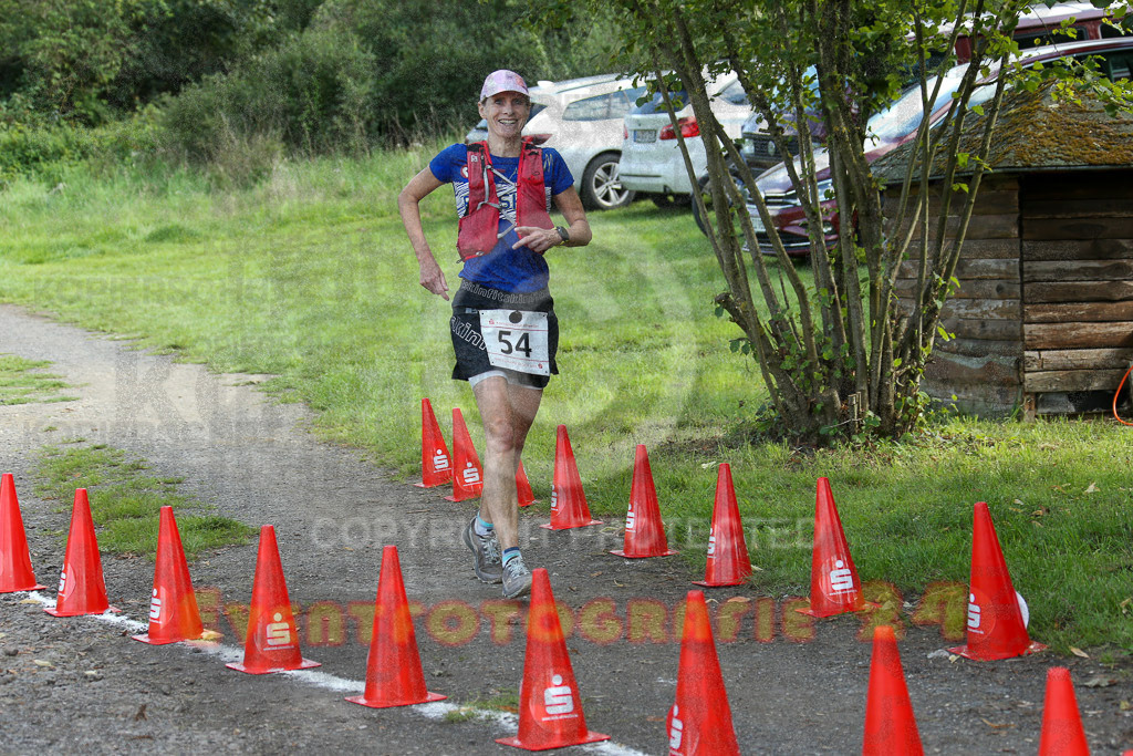 230826_1600_EX1_1508 | Sportfotografie im Rhein-Sieg Kreis, Köln, Bonn, NRW, Rheinland Pfalz, Hessen, etc. Unser Tätigkeitsfeld umfasst den Laufsport vom Volkslauf über den Marathon, Duathlon, Triathon bis zum Ultralauf wie Kölnpfad Ultra oder Schindertrail.