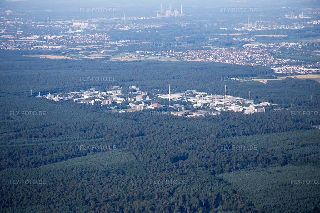 Luftbild: Leopoldshafen, KIT N im Ortsteil Leopoldshafen in Eggenstein-Leopoldshafen im Bundesland Baden-Württemberg in Deutschland. Foto: IMG_091753.jpg vom 10.07.2016 durch Werner Riehm/FLY-FOTO.de