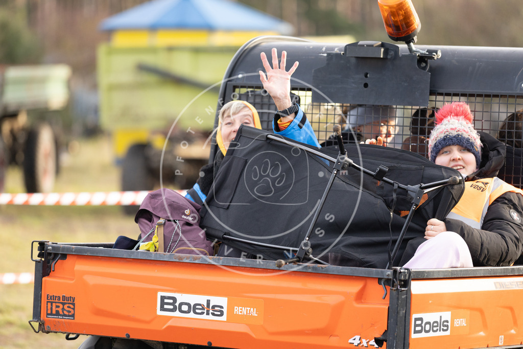 Pfotenfotografie_DV3A6657 | Hundefotografie, Tierfotograf, Pfotenfotografie, Fotoshooting Hund, Hunde Portrait, Hundesport, Hundeportraits, Heideshooting, Hunde, Sportfotograf, Hundefotograf, Turnierhundsport, THS,  - Realisiert mit Pictrs.com