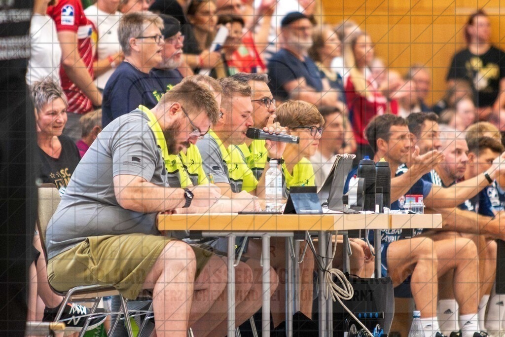 IHC 2026 - HC Hamburg vs. HØJ Elite | ; IHC 2026 - HC Hamburg vs. HØJ Elite am 07.08.2026 in Sporthalle KGS, Schneverdingen - Realisiert mit Pictrs.com