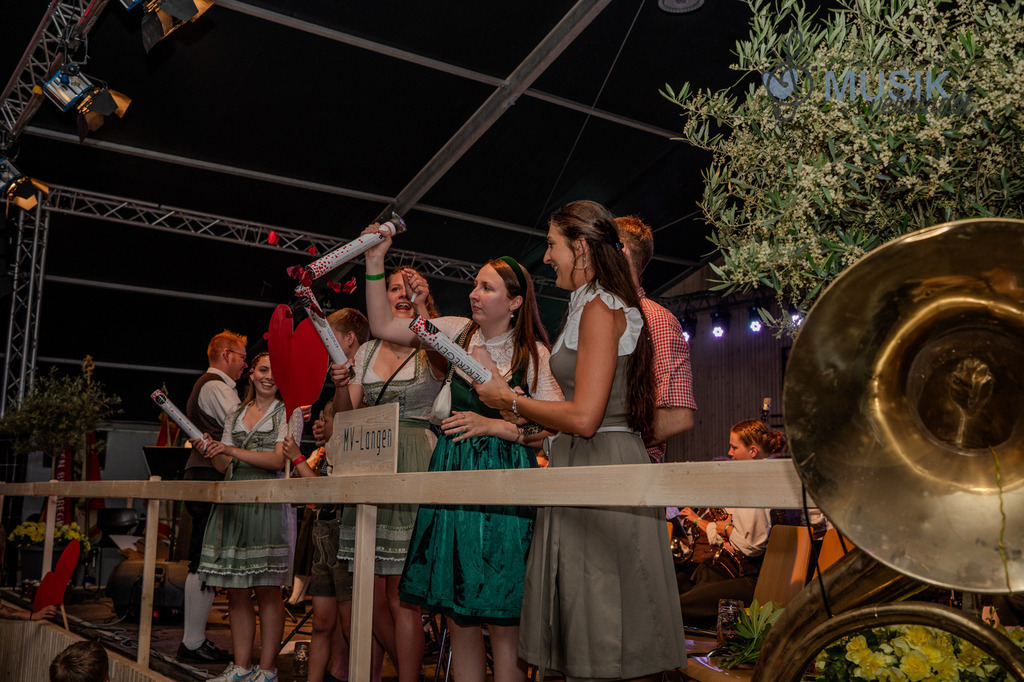 DSC_4815 | "Fussifoto.com – Ihr Ansprechpartner für hochwertige Fotografie! Entdecken Sie kreative Bilder und professionelle Dienstleistungen. Kontaktieren Sie uns für Ihre Projekte!"