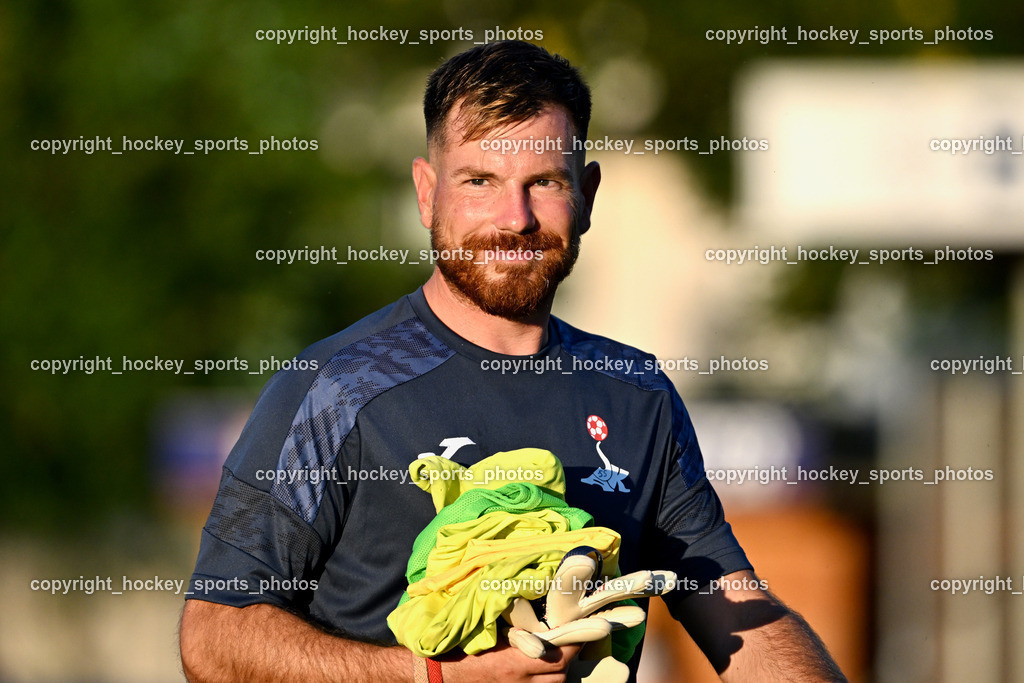 SAK vs. SC St. Veit | Asisstentcoach SAK Simon Sadnek, SAK vs. SC St. Veit, SAK vs. SC St. Veit am 19.09.2025 in Klagenfurt (Sportpark Welzenegg), Austria, (Photo by Bernd Stefan)
