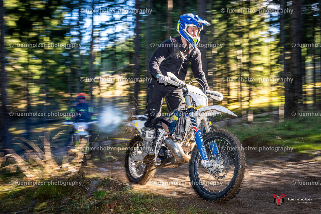 fuernholzer_251026-C1-94 | Fotografische Impressionen von der Red Stag Enduro Extreme by fuernholzer-photography.com. Endurosport in Österreich fotografisch festgehalten von fuernholzer. Auftragsfotografie für Private, Gewerbefotos und Industriefotografie. Eventfotografie, Sportfotografie und Motorsportfotografie. Anbieter von Fotoworkshops, Fototraining, fotografischen Vorträgen und Fotoseminaren.