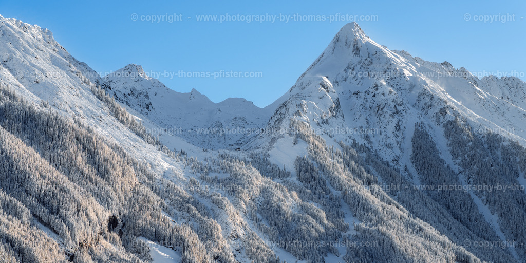Neuschnee am Brandberg copyright  Thomas Pfister-1 | PHOTOGRAPHY BY THOMAS PFISTER